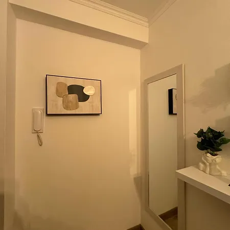 Parada En El Camino 3 * Finisterra